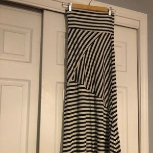 Maternity Maxi Skirt - size small